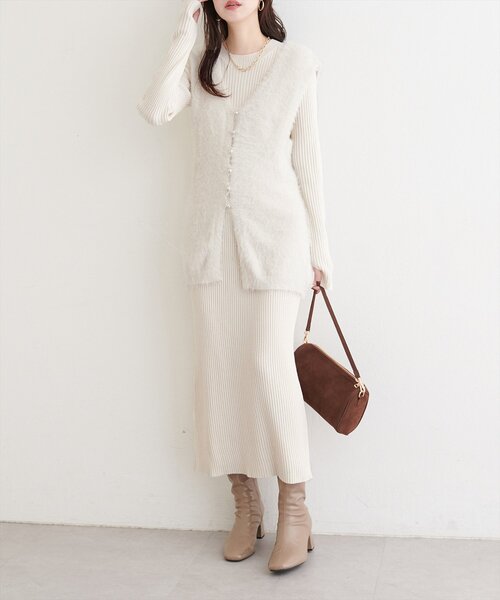 natural couture（ナチュラルクチュール）の「〈osono〉ラメフェザーニットベスト×リブワンピース（ワンピース・レディース・モカ/ブラウン/チャコールグレー/アイボリー・MEDIUM/LARGE）」の22枚目の写真