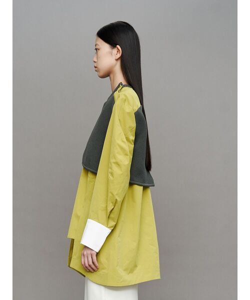 UN3D.（アンスリード）の「CURVE KNIT DOCKING SH / カーブニットドッキングシャツ（シャツ/ブラウス・レディース・ブラック/カーキ/イエロー・38/36）」の16枚目の写真