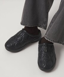 ＜OOFOS＞Thermo Mule シューズ