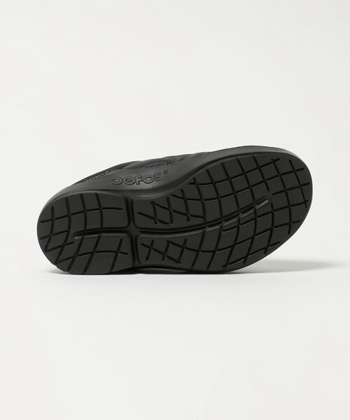 OOFOS(ウーフォス)の「<OOFOS>Thermo Mule シューズ(スリッポン・レディース・ブラック・25cm/24cm/23cm)」の8枚目の写真