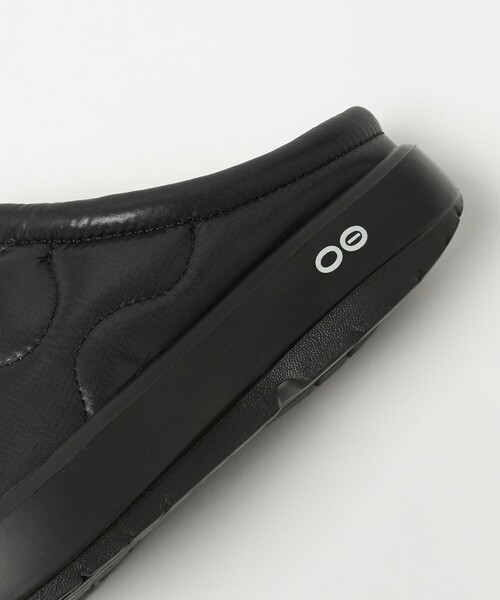 OOFOS(ウーフォス)の「<OOFOS>Thermo Mule シューズ(スリッポン・レディース・ブラック・25cm/24cm/23cm)」の11枚目の写真