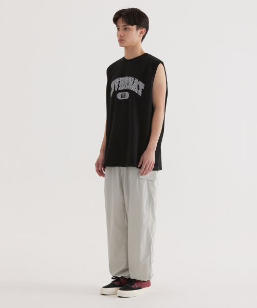 COVERNAT(カバーナット)の「アーチ08ロゴスリーブレスブラック(Tシャツ/カットソー・レディース・その他・SMALL/MEDIUM/LARGE/X-LARGE)」の5枚目の写真