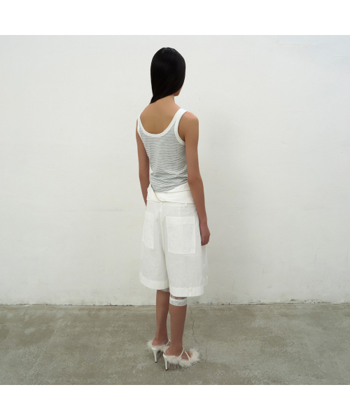LCDC TM(エルシーディーシーティーエム)の「KAT PRINT SLIM TANK TOP (WHITE)(Tシャツ/カットソー・レディース・ホワイト・SMALL/MEDIUM)」の3枚目の写真