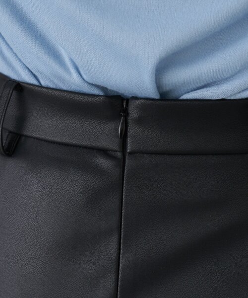 SHENERY（シーナリー）の「レザーマキシスカート（スカート・レディース・オフホワイト/キャメル/ブラック・36/38）」の21枚目の写真