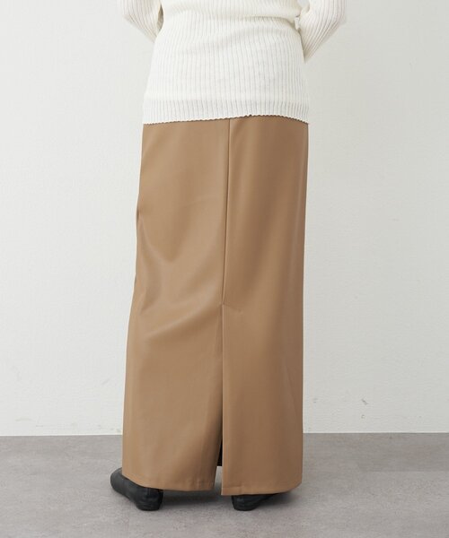 SHENERY（シーナリー）の「レザーマキシスカート（スカート・レディース・オフホワイト/キャメル/ブラック・36/38）」の6枚目の写真