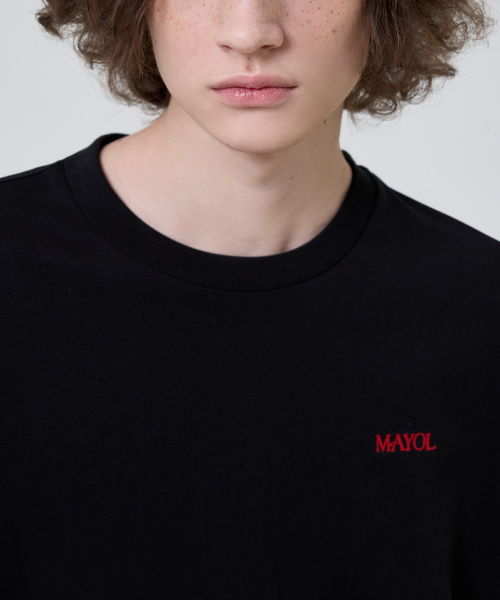 MAYOL（マイヨール）の「ロゴベーシックロングスリーブTシャツ_ブラック（Tシャツ/カットソー・メンズ・ブラック・MEDIUM/LARGE/X-LARGE）」の4枚目の写真