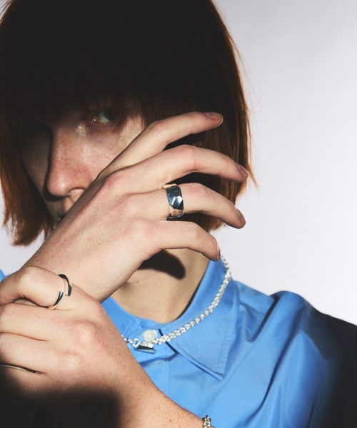 MAISON SPECIAL(メゾンスペシャル)の「《UNISEX》【Made In YAMANASHI Jewelry】Uneven Wide Ring/山梨産アンイーブンワイドリング【MAISON SPECIAL/メゾンスペシャル】(リング・メンズ・シルバー・19/17/15 /21)」の6枚目の写真