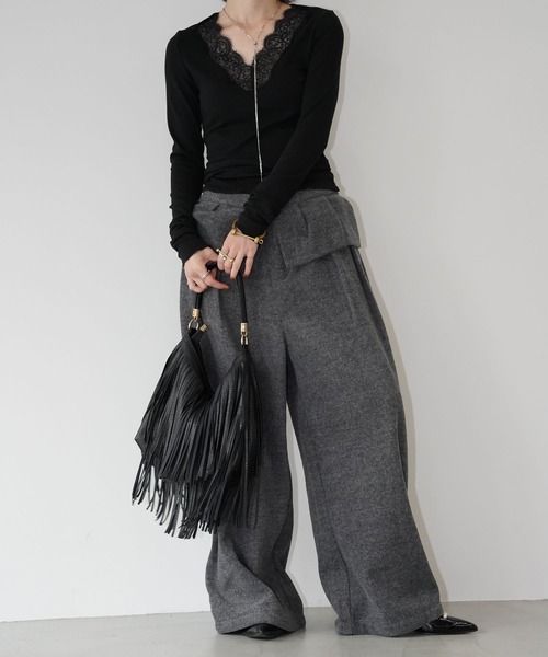 chuclla（チュクラ）の「レースネックリブニットトップス chw26s017（Tシャツ/カットソー・レディース・ライトベージュ/ブラック/モカ・FREE）」の11枚目の写真