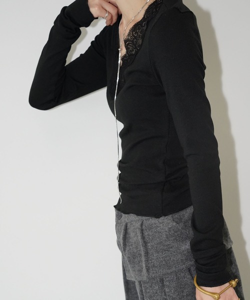 chuclla（チュクラ）の「レースネックリブニットトップス chw26s017（Tシャツ/カットソー・レディース・ライトベージュ/ブラック/モカ・FREE）」の12枚目の写真