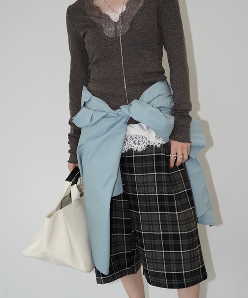 chuclla（チュクラ）の「レースネックリブニットトップス chw26s017（Tシャツ/カットソー・レディース・ライトベージュ/ブラック/モカ・FREE）」の21枚目の写真