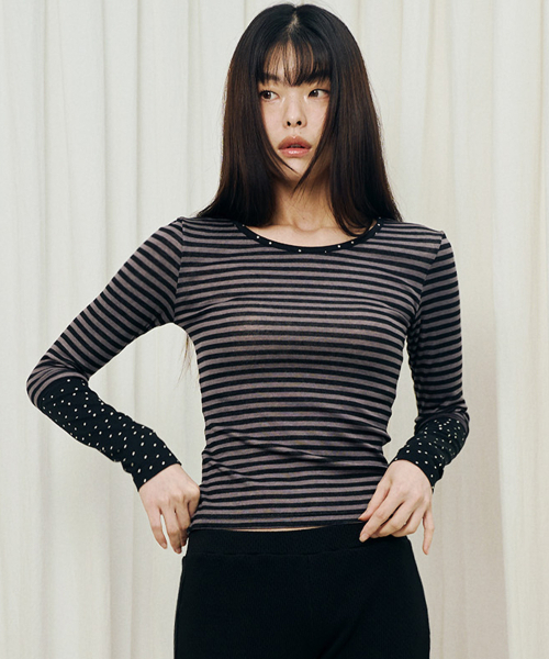 MIHEV(ミヘブ)の「レイヤードストライプロングスリーブ(Tシャツ/カットソー・レディース・その他・MEDIUM/LARGE)」の1枚目の写真
