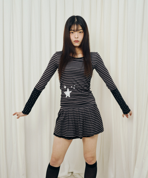 MIHEV(ミヘブ)の「レイヤードストライプロングスリーブ(Tシャツ/カットソー・レディース・その他・MEDIUM/LARGE)」の6枚目の写真