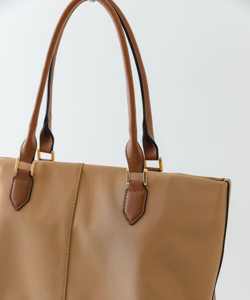 RODE SKO（ロデスコ）の「撥水ミドルトートバッグ（トートバッグ・レディース・ブラック/グレー/ベージュ/レッド・ONE）」の9枚目の写真