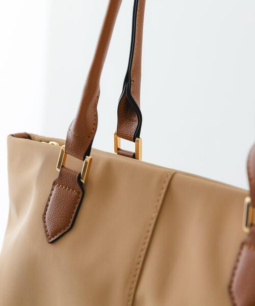 RODE SKO（ロデスコ）の「撥水ミドルトートバッグ（トートバッグ・レディース・ブラック/グレー/ベージュ/レッド・ONE）」の8枚目の写真