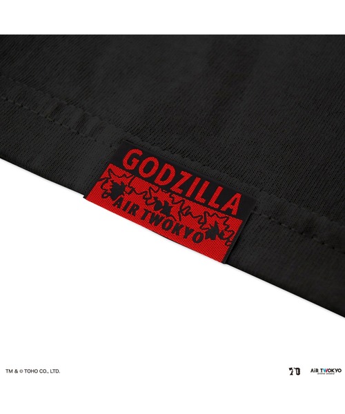AIR TWOKYO(エアトゥーキョー)の「ゴジラ 70 周年記念 昭和シリーズシーンイラストT シャツ 5(アセンブル)(Tシャツ/カットソー・メンズ・ブラック・XX-LARGE/X-LARGE/LARGE/MEDIUM/SMALL)」の5枚目の写真