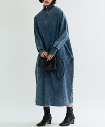 A.D.C.L. | ハーフジップ デニム ロングワンピース サムホール付き(ワンピース)