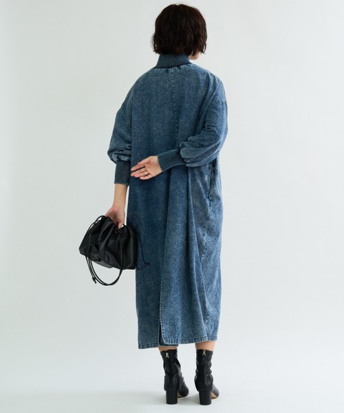 A.D.C.L.（エーディーシーエル）の「ハーフジップ デニム ロングワンピース サムホール付き（ワンピース・レディース・ブラック/ブルー・L/M）」の12枚目の写真