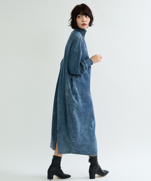 A.D.C.L.（エーディーシーエル）の「ハーフジップ デニム ロングワンピース サムホール付き（ワンピース・レディース・ブラック/ブルー・L/M）」の13枚目の写真