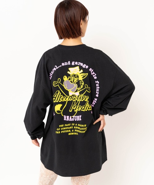 RNA（アールエヌエー）の「M2619 ウルフプリントロンT（Tシャツ/カットソー・レディース・ホワイト/アッシュグレー/ブラック・MEDIUM）」の3枚目の写真