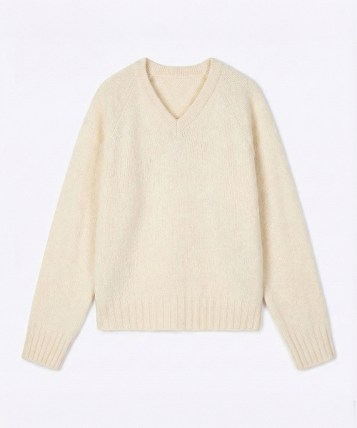 320SHOWROOM(320ショールーム)の「Raglan V-Neck Loose Fit Knit Pullover Ivory(ニット/セーター・レディース・アイボリー・FREE)」の2枚目の写真