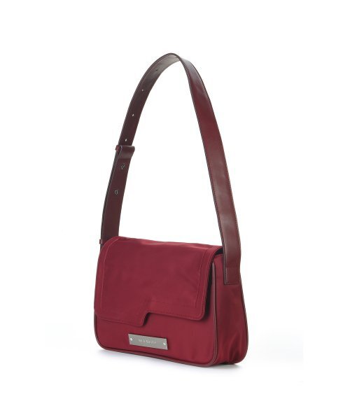 NICK&NICOLE(ニックアンドニコール)の「CRYSTAL WAVE POINT MESSENGER BAG_BURGUNDY(ショルダーバッグ・レディース・その他・ONE SIZE)」の3枚目の写真