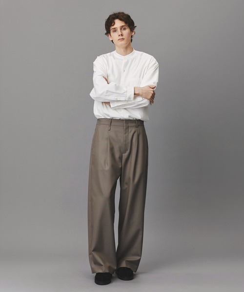 PUBLIC TOKYO(パブリックトウキョウ)の「【再入荷なし】Daily Mohair Slacks /春服/ハリ感/ワンタック/ワイドパンツ(スラックス・メンズ・ストライプ/グレイッシュベージュ・L/M/S)」の4枚目の写真