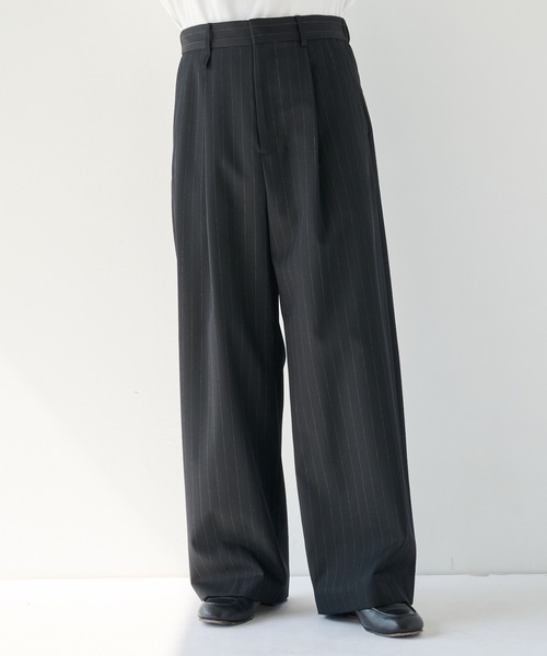 PUBLIC TOKYO(パブリックトウキョウ)の「【26秋新作】High Daily Curve Slacks(スラックス・メンズ・ストライプ/グレイッシュベージュ/チェック/ブラック・L/M/S)」の5枚目の写真