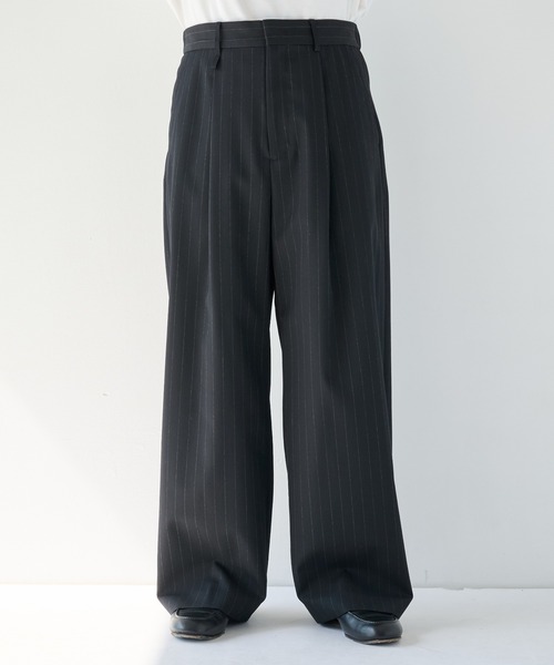 PUBLIC TOKYO(パブリックトウキョウ)の「【26秋新作】High Daily Curve Slacks(スラックス・メンズ・ストライプ/グレイッシュベージュ/チェック/ブラック・L/M/S)」の10枚目の写真