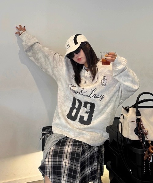 FUNdaysion(ファンデイション)の「プリントルーズスウェット(Tシャツ/カットソー・レディース・ライトグレー・M)」の16枚目の写真