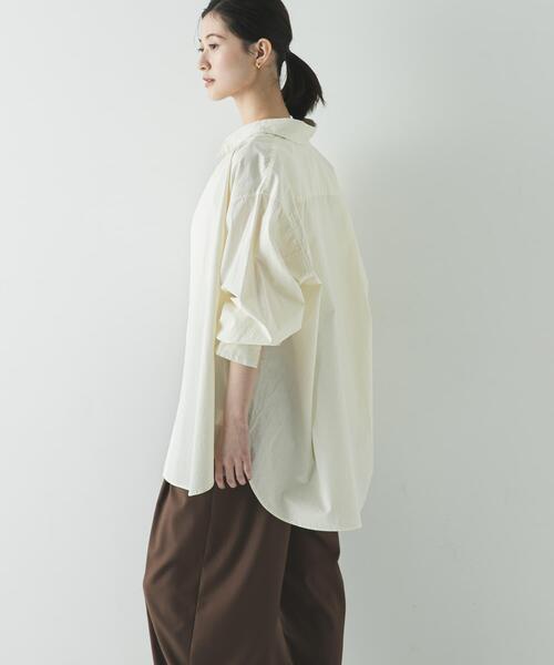 URBAN RESEARCH(アーバンリサーチ)の「ガーメントダイコットンオーバーシャツ(シャツ/ブラウス・レディース・ブルー系その他/ピンク/ホワイト系その他・FREE)」の4枚目の写真