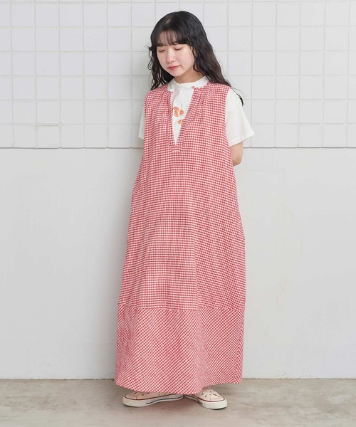 l'atelier du savon（アトリエドサボン）の「ちぢみギンガム　裾バルーンワンピース（ワンピース・レディース・レッド・FREE）」の7枚目の写真