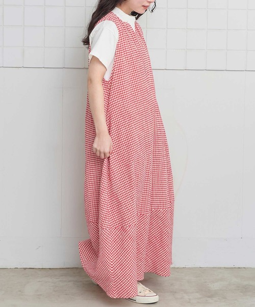 l'atelier du savon（アトリエドサボン）の「ちぢみギンガム　裾バルーンワンピース（ワンピース・レディース・レッド・FREE）」の10枚目の写真