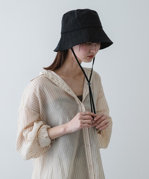 SENSE OF PLACE by URBAN RESEARCH(センスオブプレイスバイアーバンリサーチ)の「UVダウンブリムハット(ハット・レディース・ブラック/アイボリー/カーキ・ONE)」の6枚目の写真