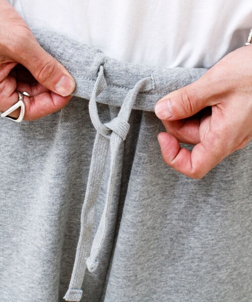 DISCUS(ディスカス)の「【DISCUS】裏毛ワイドスウェットパンツ(スウェットパンツ・メンズ・ライトグレー/グレー・M/L)」の12枚目の写真