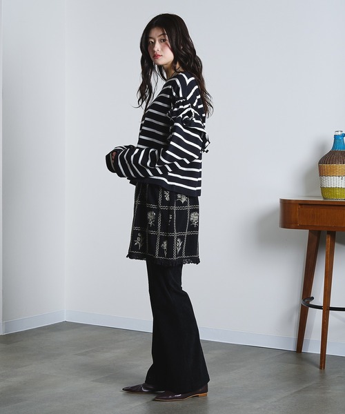 ROSE BUD（ローズバッド）の「(mag.by c)EMBROIDERY CAMISOLE BLOUSE（カーディガン/ボレロ・レディース・オフホワイト/ブラック・ONE SIZE）」の13枚目の写真