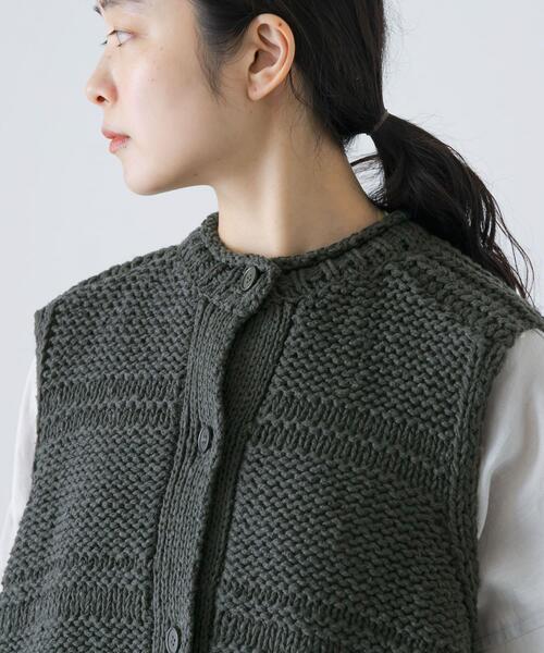 かぐれ(カグレ)の「2WAY綿麻ニットベスト(ベスト・レディース・ブラック/アイボリー・FREE)」の3枚目の写真
