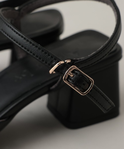 A part by(アパートバイ)の「スクエアヒールサンダル(サンダル・レディース・ブラック/ベージュ・MEDIUM/LARGE)」の11枚目の写真