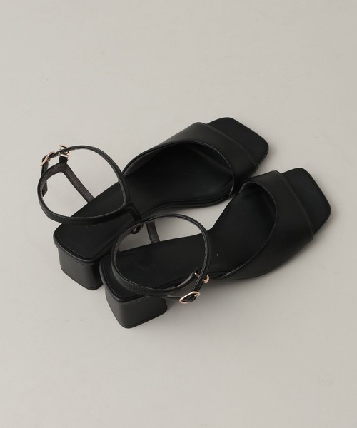 A part by(アパートバイ)の「スクエアヒールサンダル(サンダル・レディース・ブラック/ベージュ・MEDIUM/LARGE)」の12枚目の写真