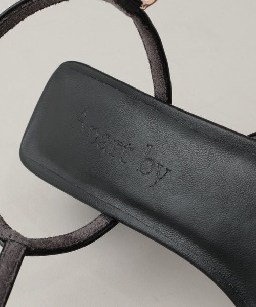 A part by(アパートバイ)の「スクエアヒールサンダル(サンダル・レディース・ブラック/ベージュ・MEDIUM/LARGE)」の14枚目の写真
