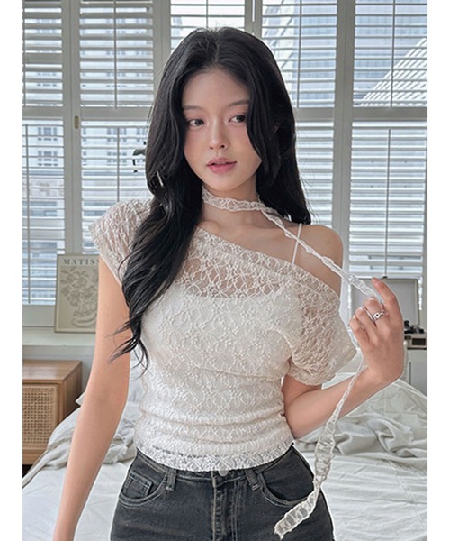 ARCHIVER(アーカイバ)の「【Lp】レースオフショルトップス(Tシャツ/カットソー・レディース・ホワイト/ブラック・SMALL/MEDIUM/LARGE)」の1枚目の写真
