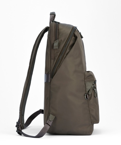 SAC'S BAR セレクト(サックスバーセレクト)の「【W&.Day/Night】 ポッケス ハグリュック3 19L(バックパック/リュック・レディース・アッシュブラウン/ダークグレー/ブラック・FREE)」の13枚目の写真