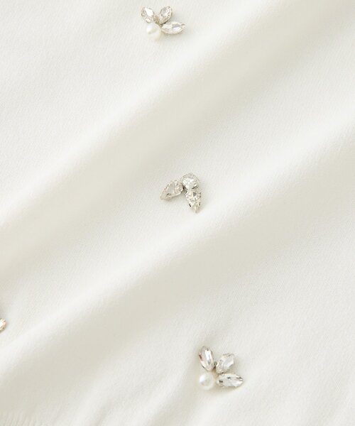 La boutique BonBon（ラブティックボンボン）の「【全骨格美人見え】クールタッチUVビジュー付きニット（ニット/セーター・レディース・ネイビー/ホワイト・FREE）」の10枚目の写真