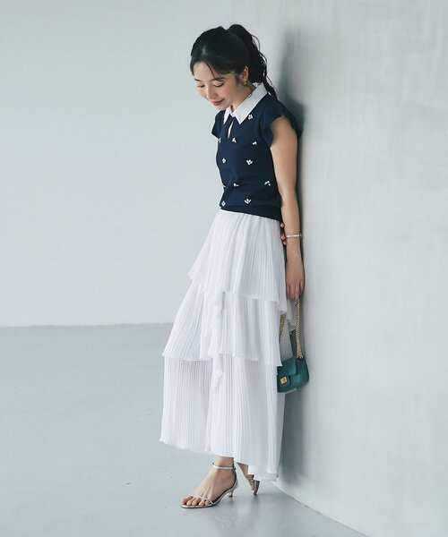 La boutique BonBon（ラブティックボンボン）の「【全骨格美人見え】クールタッチUVビジュー付きニット（ニット/セーター・レディース・ネイビー/ホワイト・FREE）」の15枚目の写真