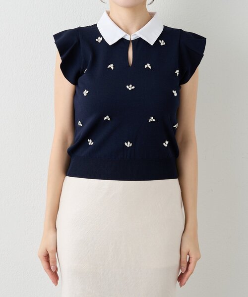 La boutique BonBon（ラブティックボンボン）の「【全骨格美人見え】クールタッチUVビジュー付きニット（ニット/セーター・レディース・ネイビー/ホワイト・FREE）」の17枚目の写真