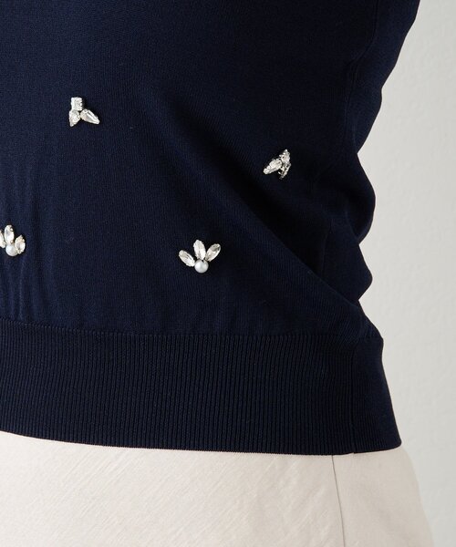 La boutique BonBon（ラブティックボンボン）の「【全骨格美人見え】クールタッチUVビジュー付きニット（ニット/セーター・レディース・ネイビー/ホワイト・FREE）」の22枚目の写真