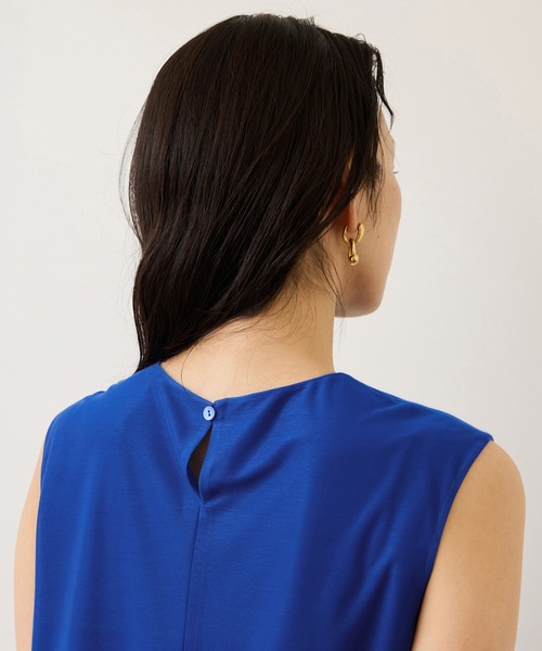 ROPE'（ロペ）の「エスパンディサイドプリーツワンピース（ワンピース・レディース・ブラック/レッド/ベージュ/ブルー・FREE）」の20枚目の写真