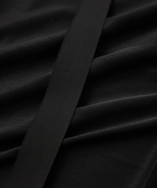 ROPE'（ロペ）の「エスパンディサイドプリーツワンピース（ワンピース・レディース・ブラック/レッド/ベージュ/ブルー・FREE）」の8枚目の写真