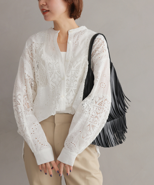 JOURNAL STANDARD relume（ジャーナルスタンダード　レリューム）の「《追加2》パッチワークレースシャツ（シャツ/ブラウス・レディース・ブラック/ホワイト・FREE）」の2枚目の写真