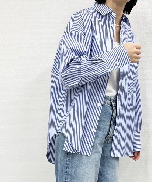 THE FLATS(ザフラッツ)の「ST:THE FLATS BIG SHIRT STRIPE BIG SHIRT / ストライプ ビッグシャツ(シャツ/ブラウス・レディース・ライトブルー・FREE)」の1枚目の写真