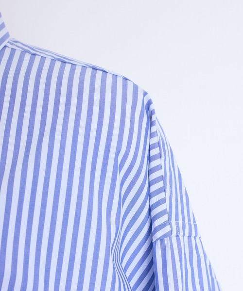 THE FLATS(ザフラッツ)の「ST:THE FLATS BIG SHIRT STRIPE BIG SHIRT / ストライプ ビッグシャツ(シャツ/ブラウス・レディース・ライトブルー・FREE)」の3枚目の写真
